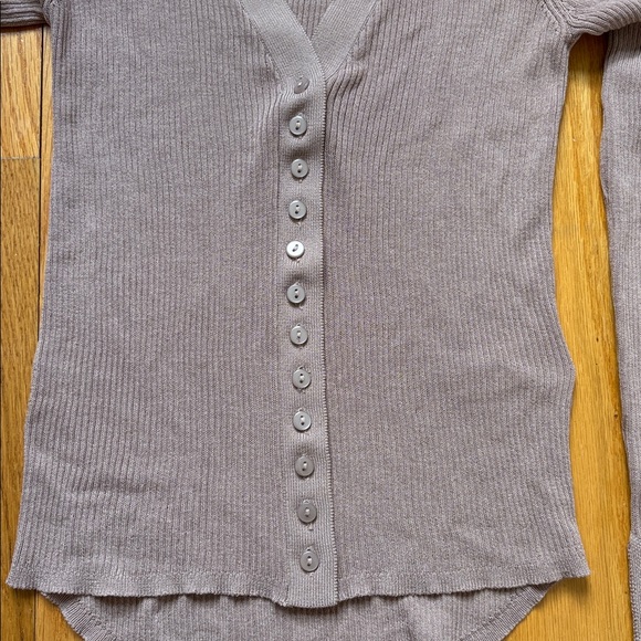 Zara Ribbed Button-front Cardigan - Picture 3 of 6